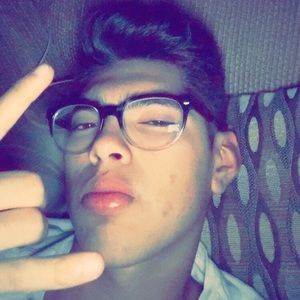 Meet your Posher, Mitchell